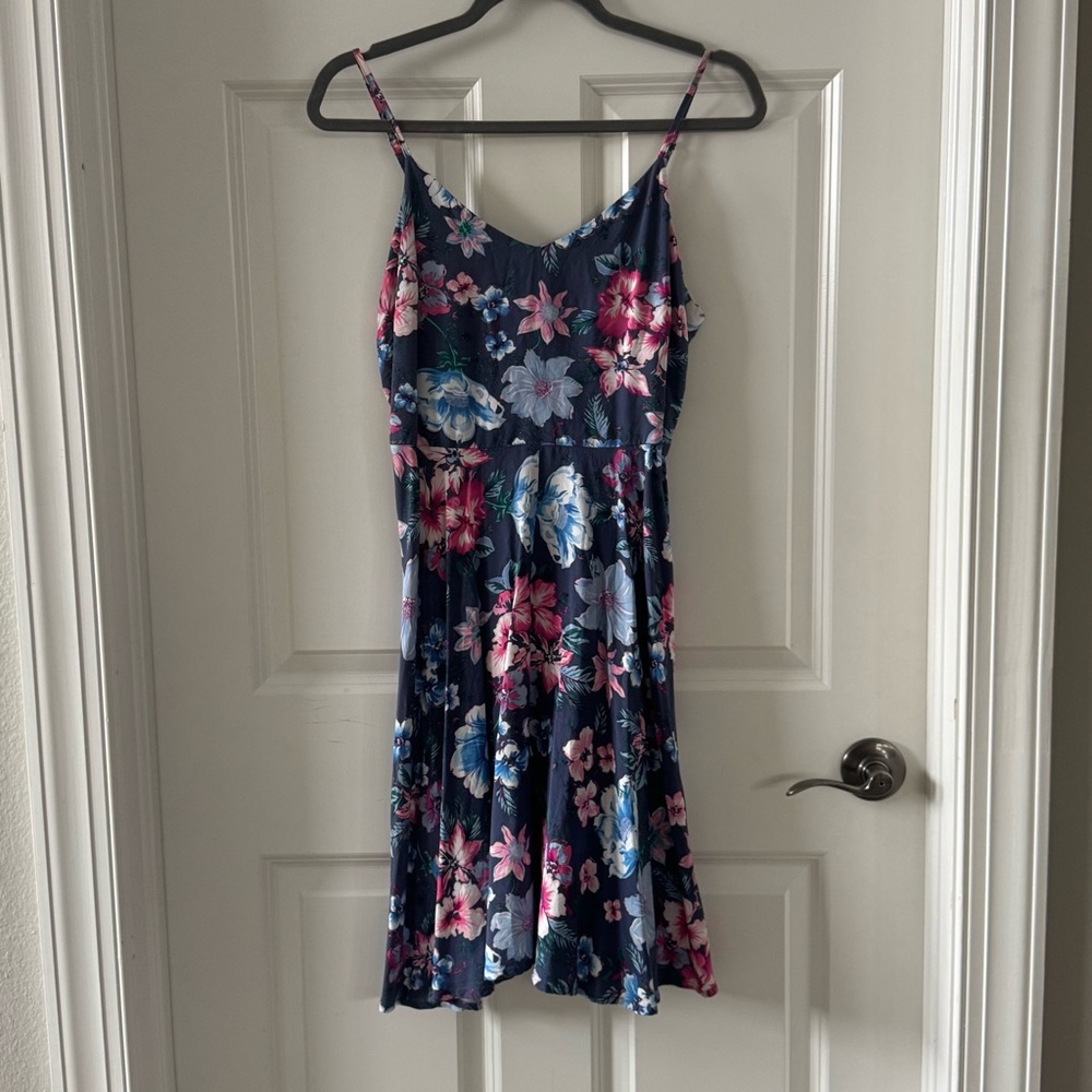 GAP Chic Gray Floral Dress with Spaghetti Straps
